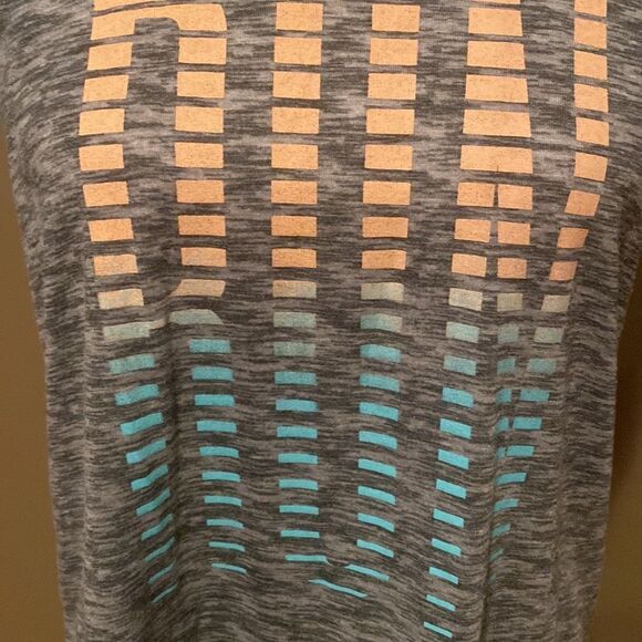 REEBOK Tank Top Size Large Razorback Mech Back Speed Dry - Picture 3 of 9